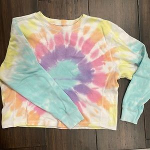 Cropped tie die sweatshirt